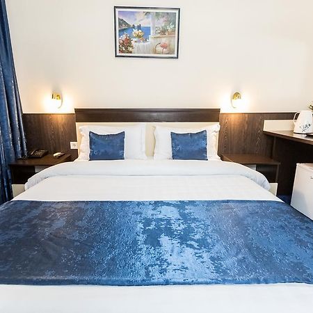 Salem Hotel On Abaya Алматы Экстерьер фото